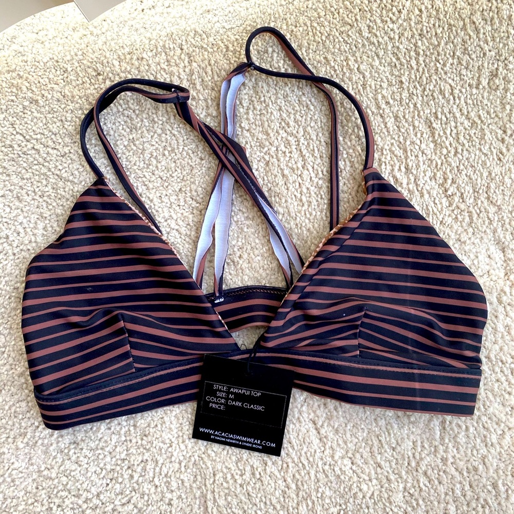 NWT Acacia Awapuhi Top (M)